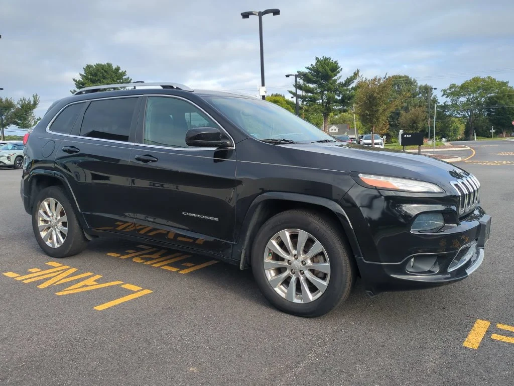Used 2018 Jeep Cherokee Overland with VIN 1C4PJMJX1JD594414 for sale in Mechanicsville, VA