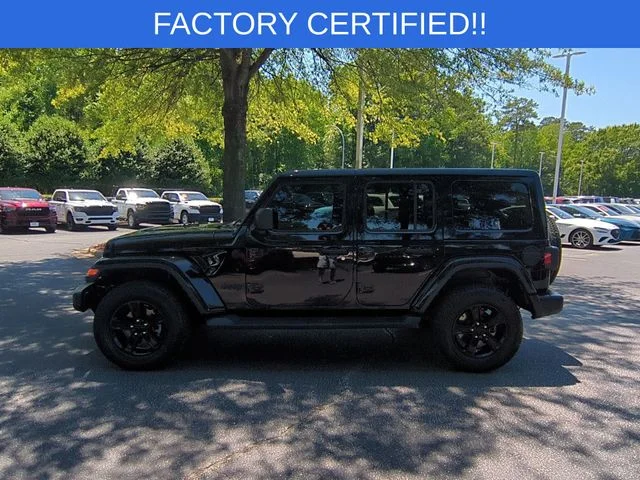 Used 2022 Black Jeep Unlimited Sahara Altitude image 2