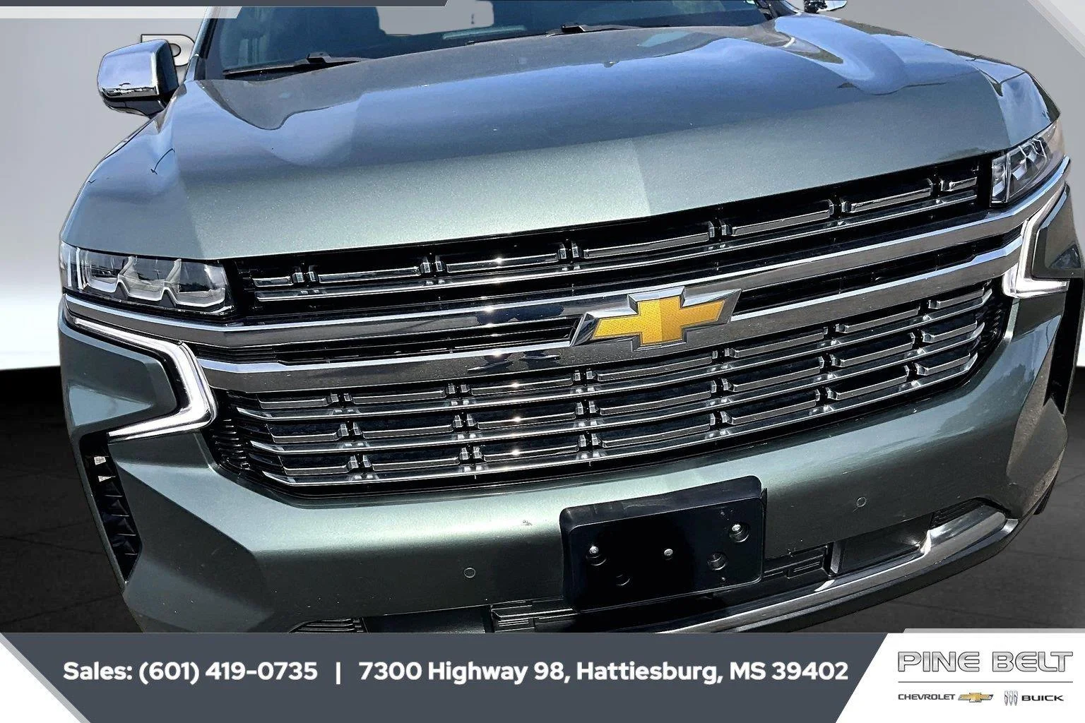 Used 2023 Silver Sage Metallic Chevrolet Premier image 22