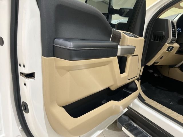 Used 2021 White Ford Lariat image 20