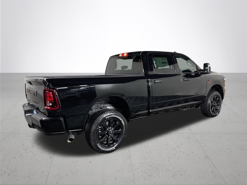 New 2026 Diamond Black Crystal Pearl-Coat Exterior Paint RAM Big Horn image 6