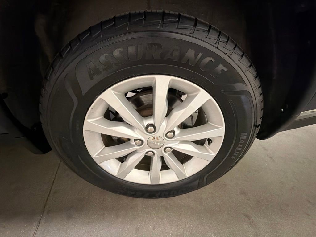 Used 2020 Reactor Blue Pearlcoat Dodge SXT image 15