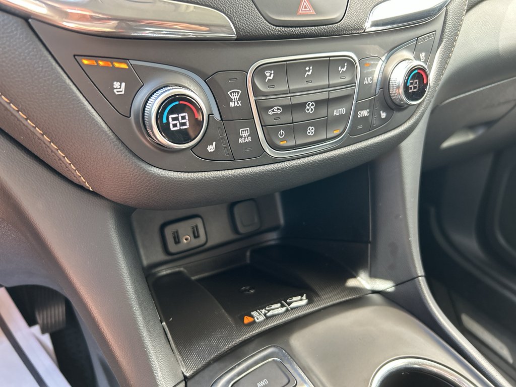 Used 2018 Silver Ice Metallic Chevrolet Premier image 21