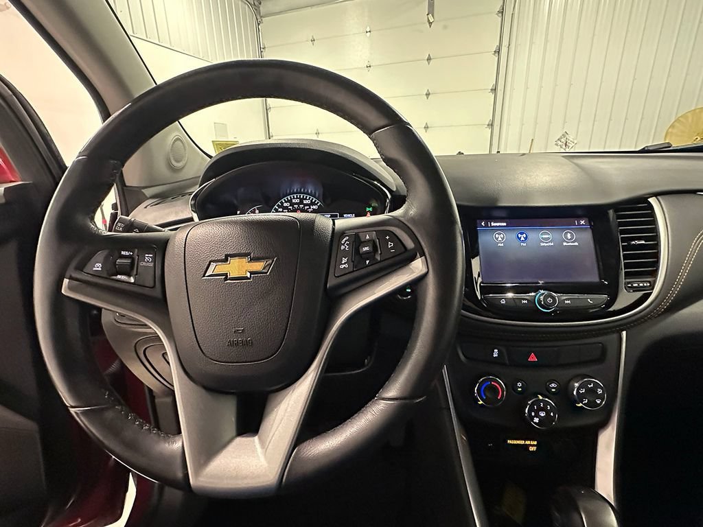 Used 2022 Crimson Metallic Chevrolet LT image 37