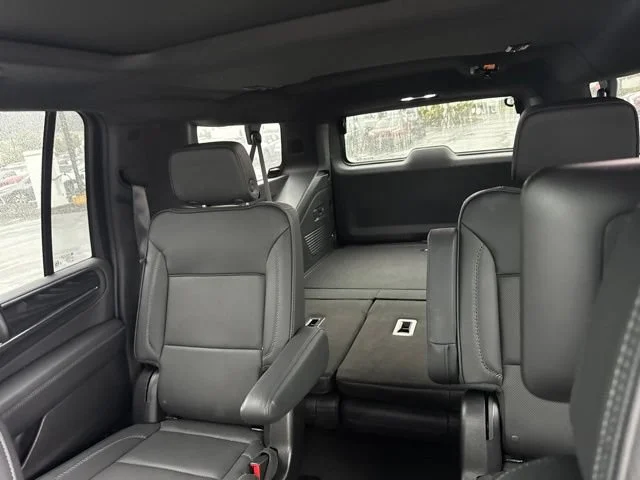 Used 2024 Titanium Rush Metallic GMC Denali image 5