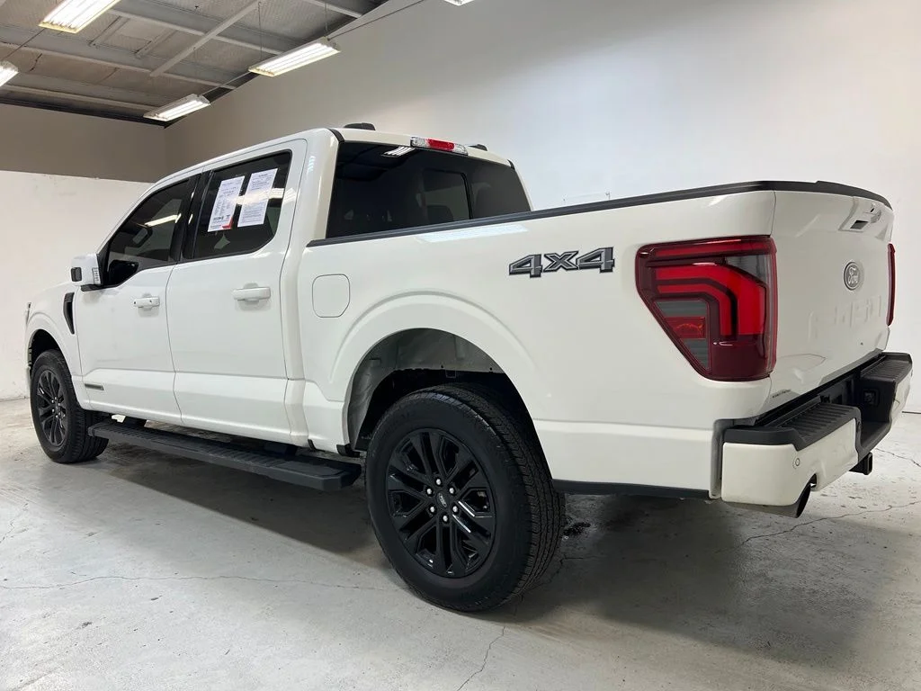 Used 2025 White Ford Lariat image 11