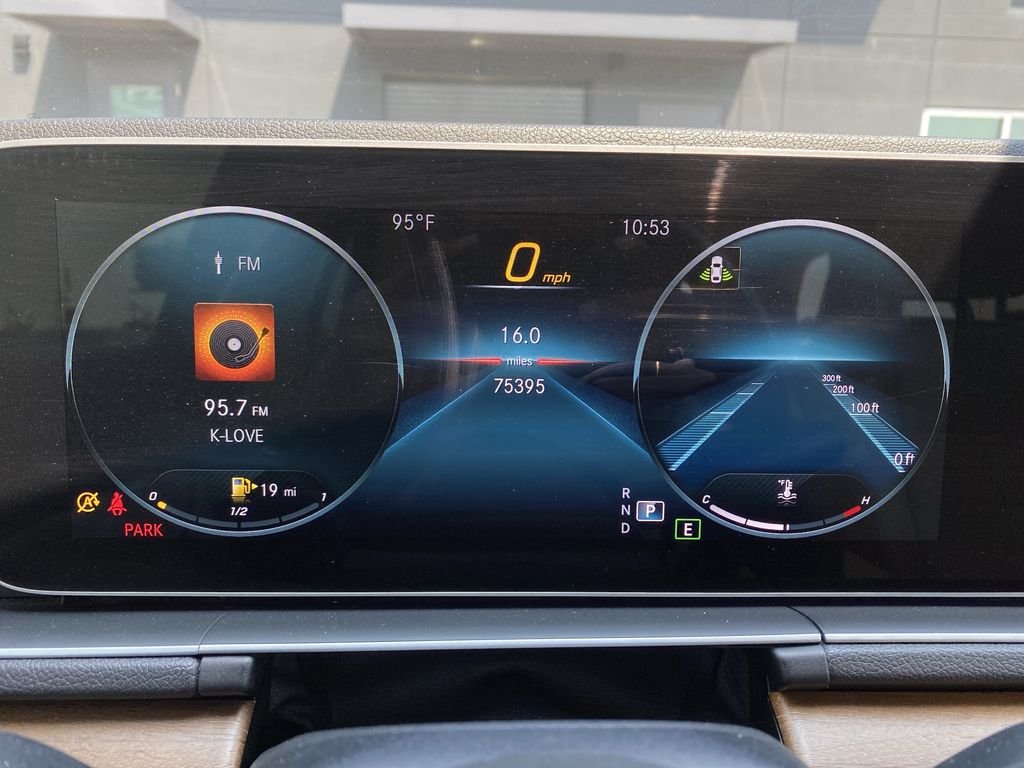 Used 2021 Blue Mercedes-Benz GLE 350 image 39