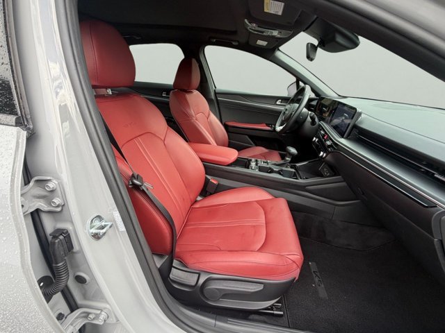 Used 2025 Gray Kia GT-Line image 21