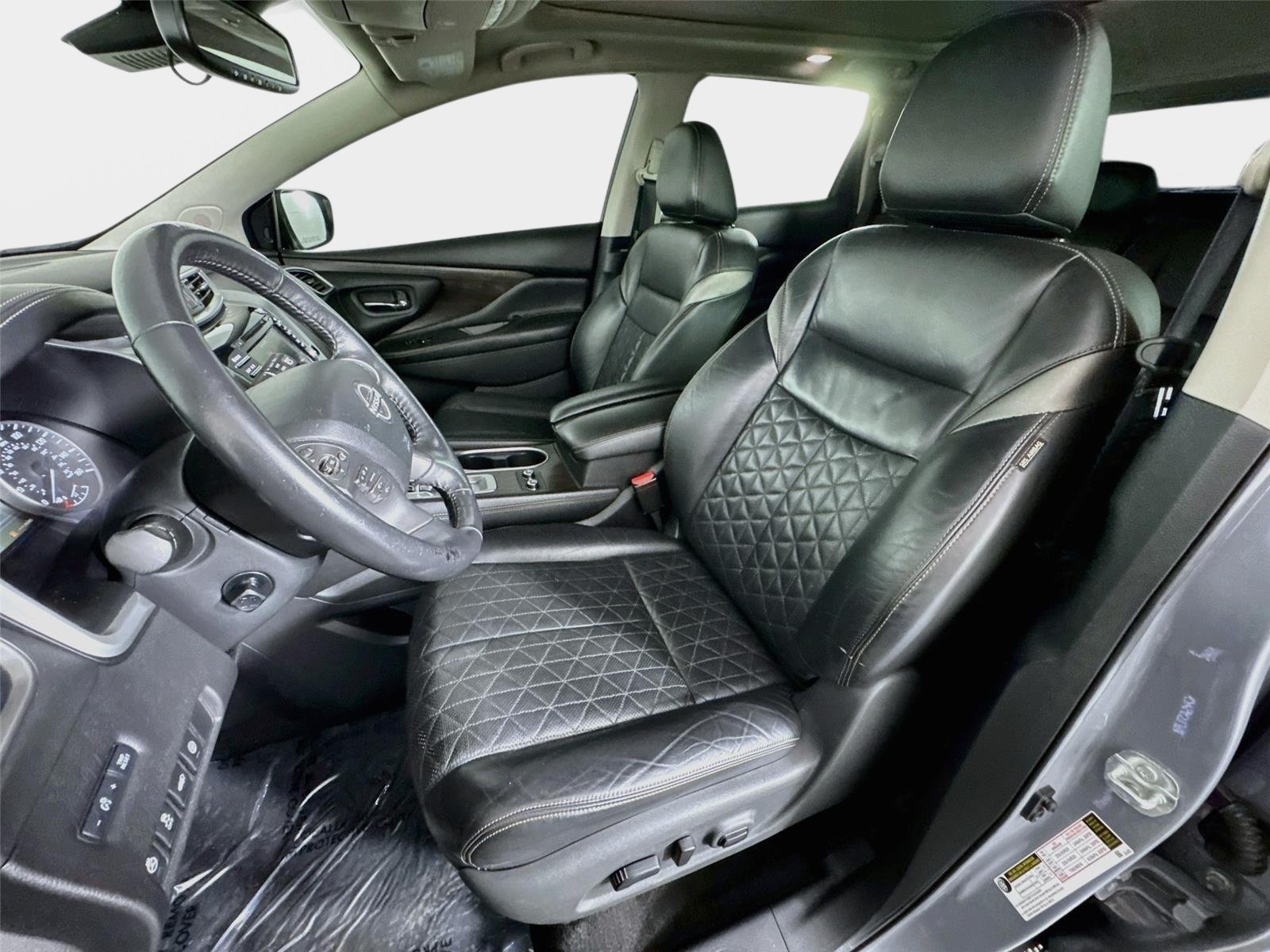 Used 2023 Boulder Gray Pearl Nissan Platinum image 11