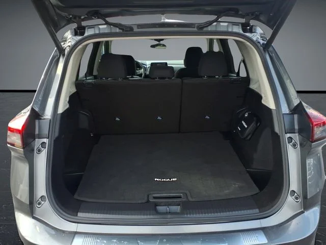 Used 2026 Gray Nissan SV image 32