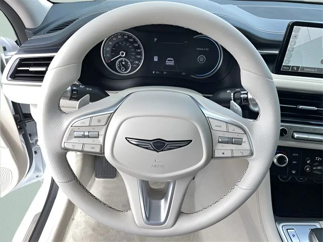 Used 2026 White Genesis 2.5T Prestige image 32