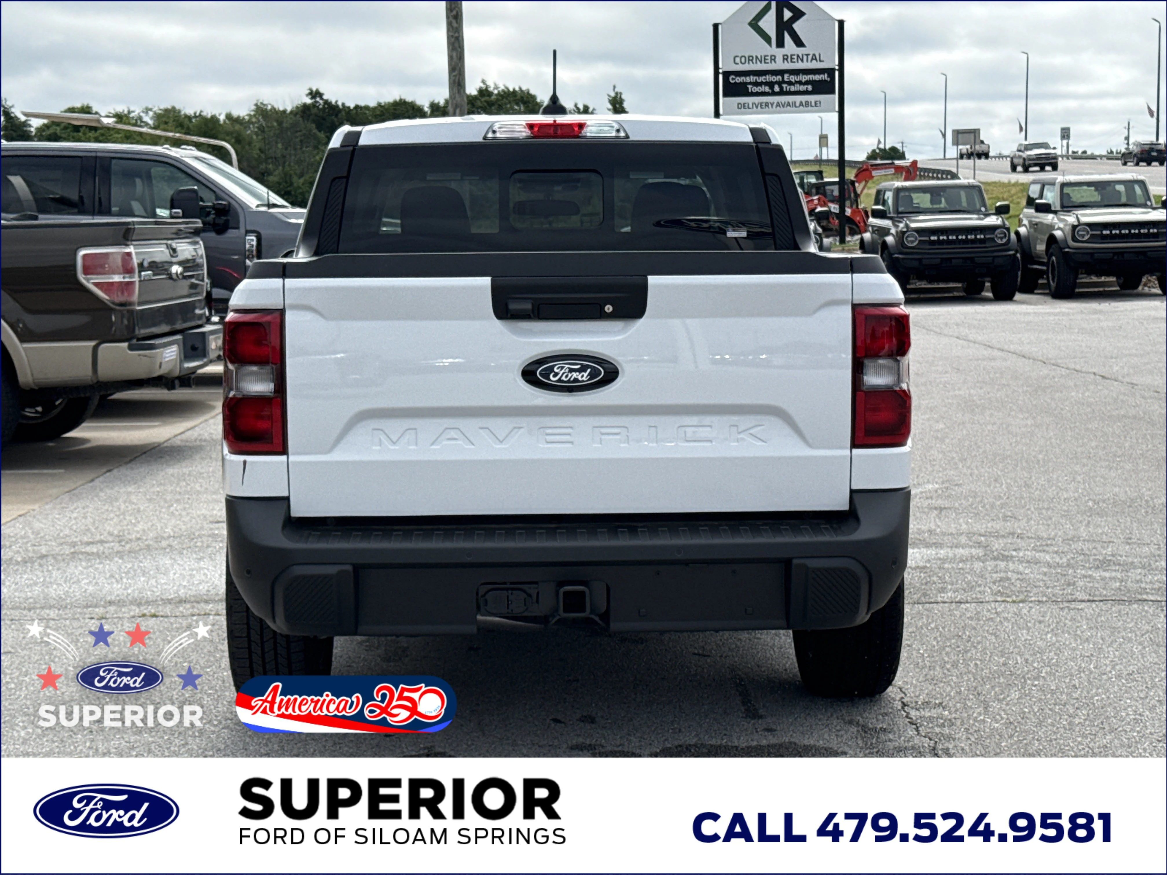 New 2026 Oxford White Ford Lariat AWD image 5