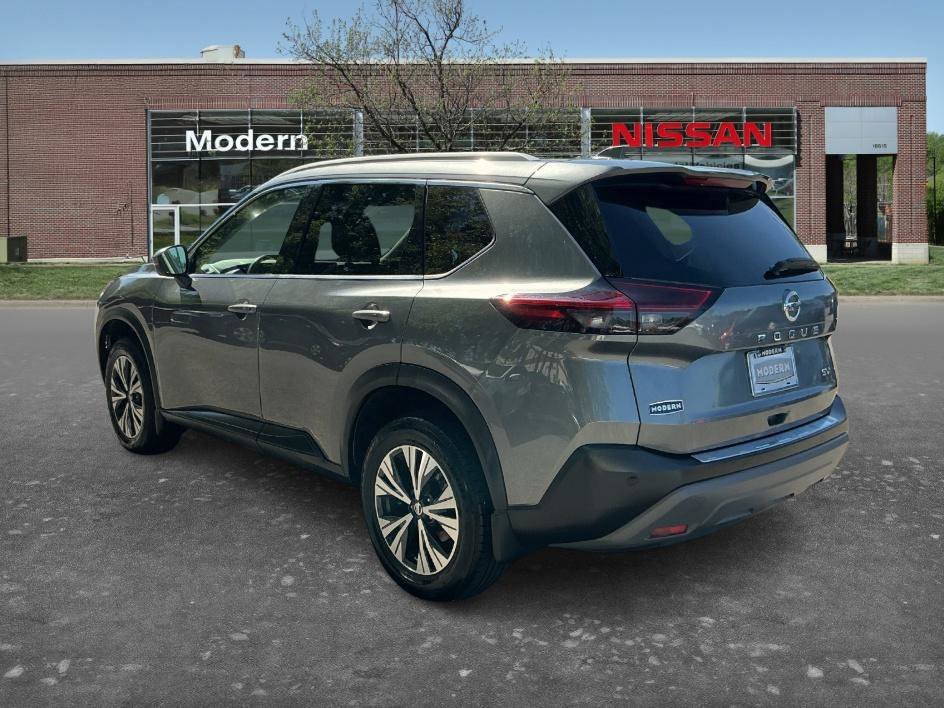 Used 2021 Gun Metallic Nissan SV image 2