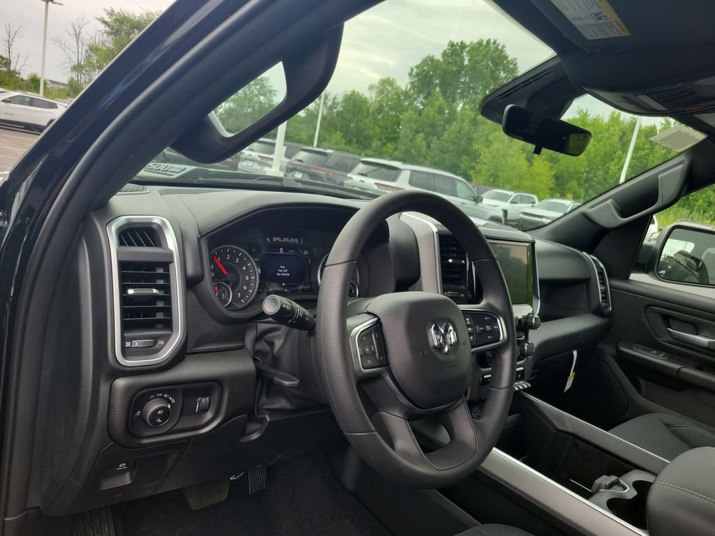 New 2026 Diamond Black Crystal Pearlcoat RAM Black Express Edition image 16