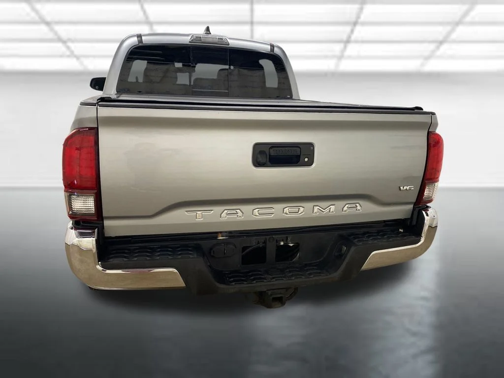 Used 2023 Silver Toyota SR5 image 6