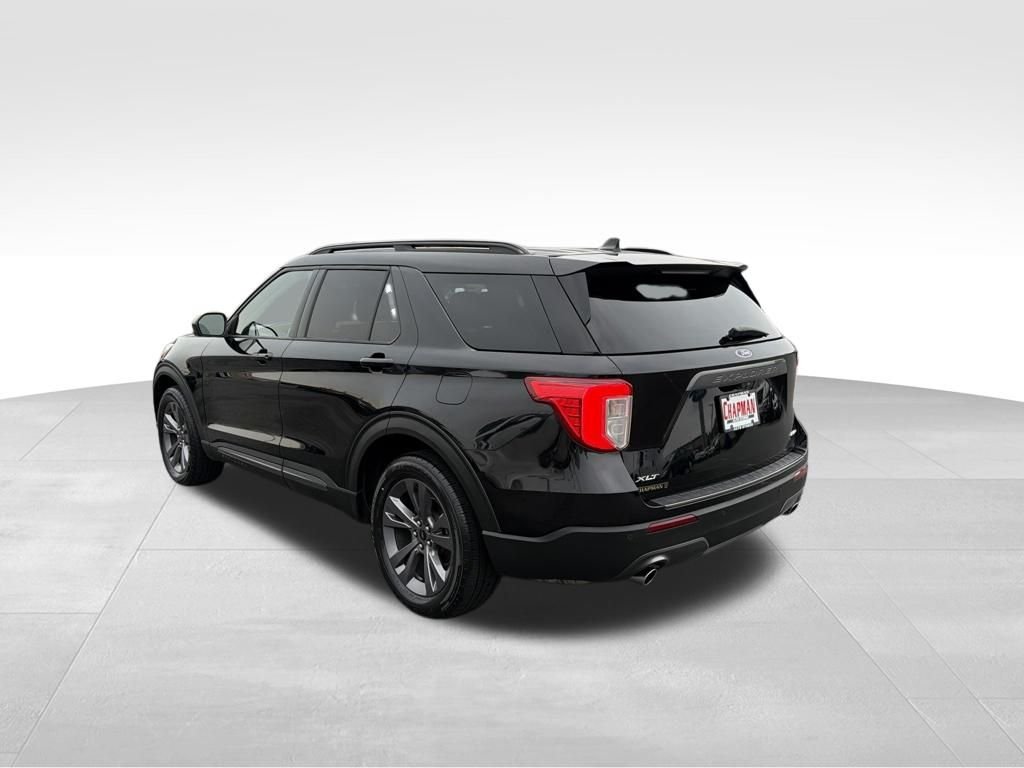 Certified Used 2022 Black Metallic Ford XLT image 10