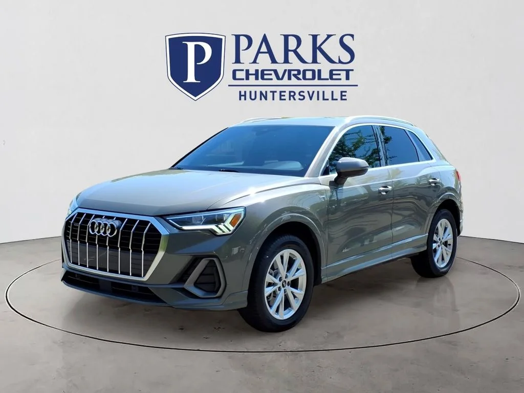 Used 2025  Audi Premium image 26