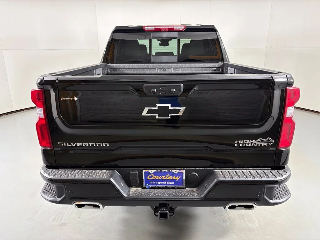 New 2026 Black Chevrolet High Country image 8