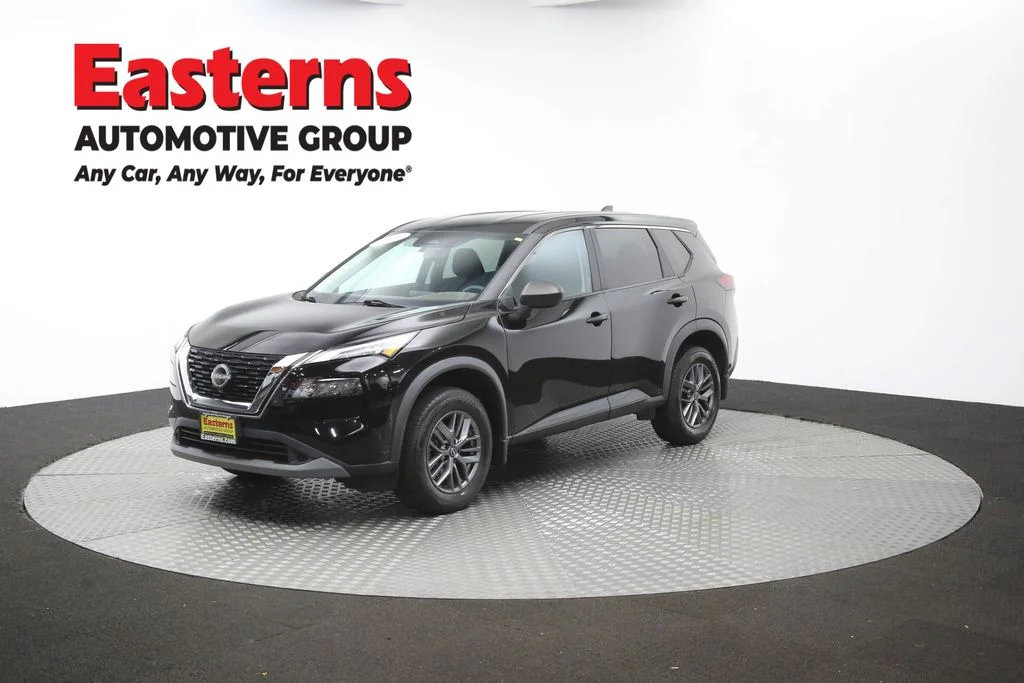 Used 2023 Black Nissan S image 57