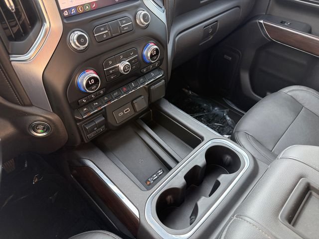 Used 2020 Black GMC SLT image 24