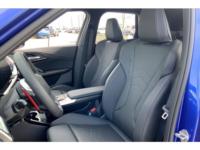 New 2026 Portimao Blue Metallic BMW M35i image 9