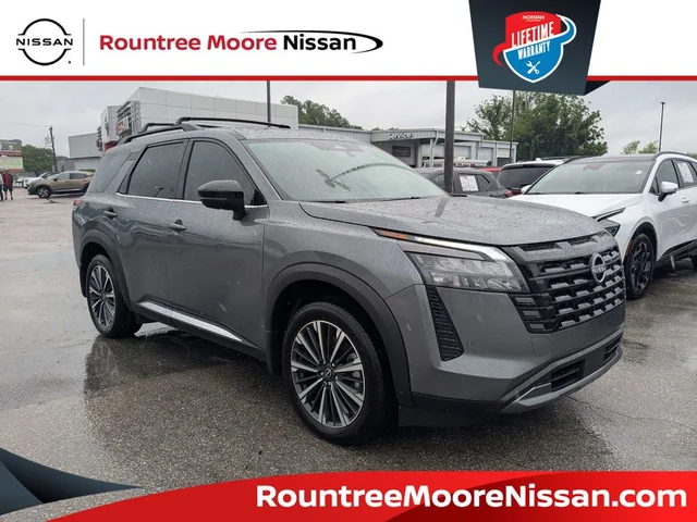 2026 Nissan Pathfinder Platinum