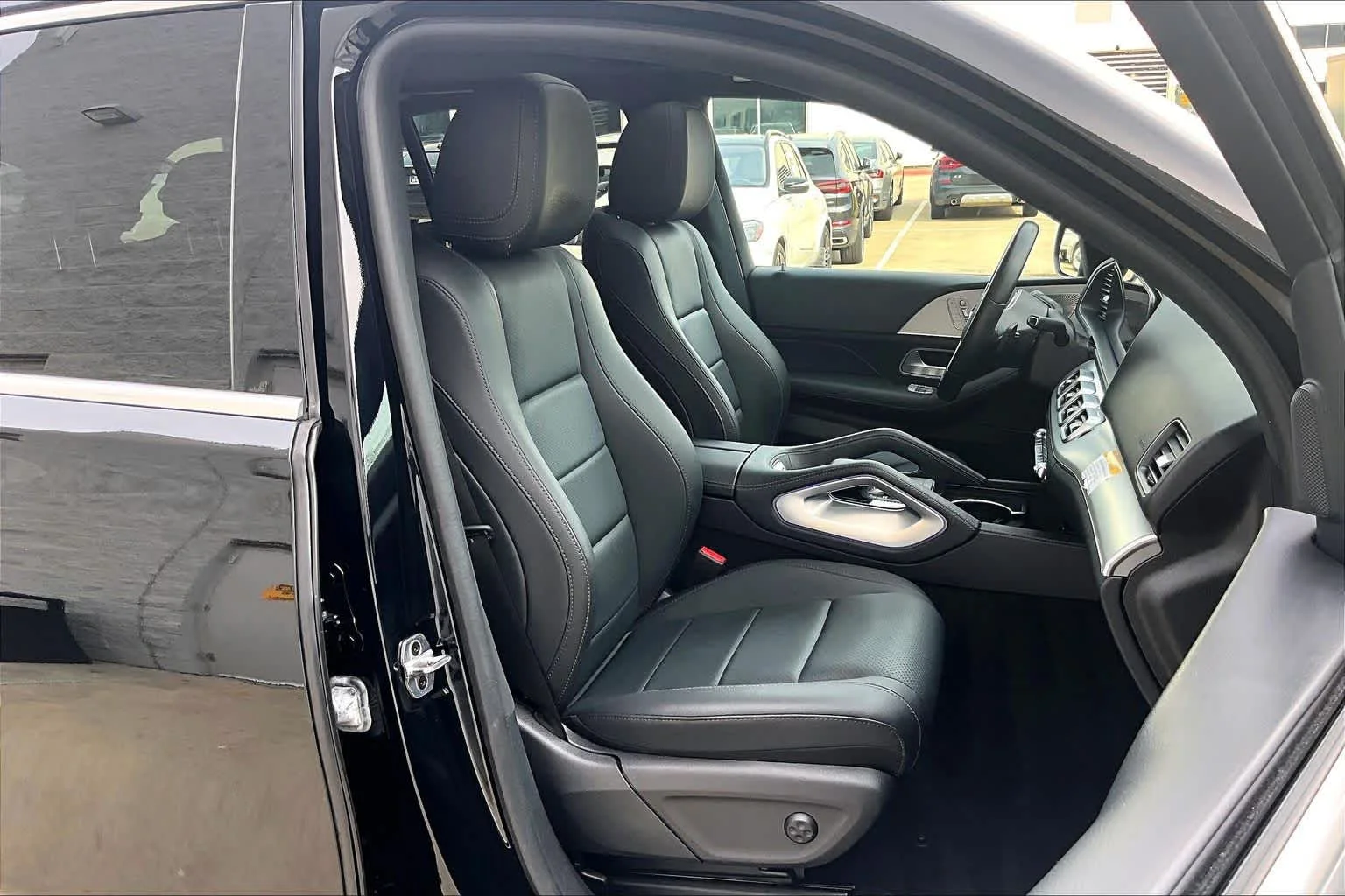 Used 2022 Black Mercedes-Benz GLE 350 image 9