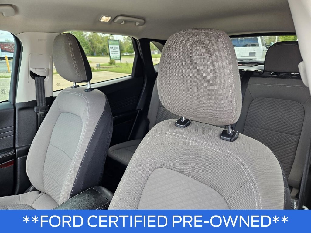 Used 2022 Gray Ford SE image 17