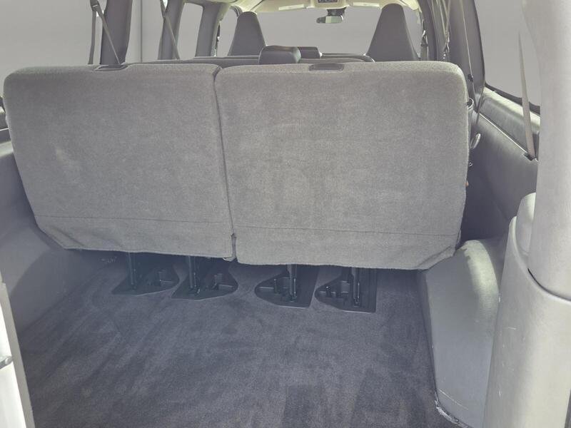 Used 2025 Summit White CHEVROLET RWD 3500 155" LT image 12