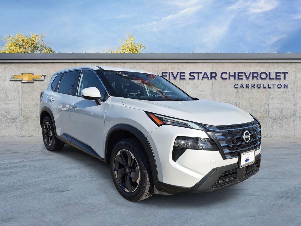 Used 2025 White Nissan SV image 1