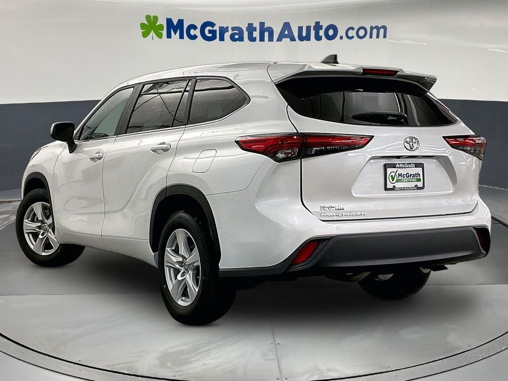 Used 2023 Beige Toyota L image 4