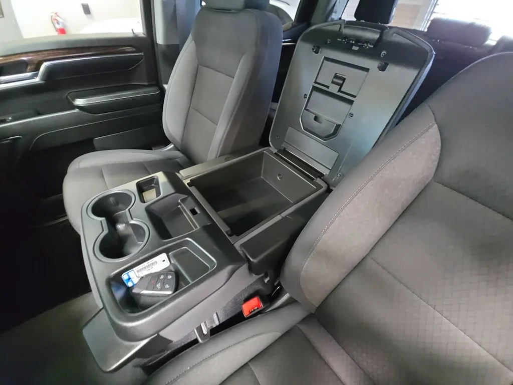 Certified Used 2024 Summit White GMC Elevation image 33