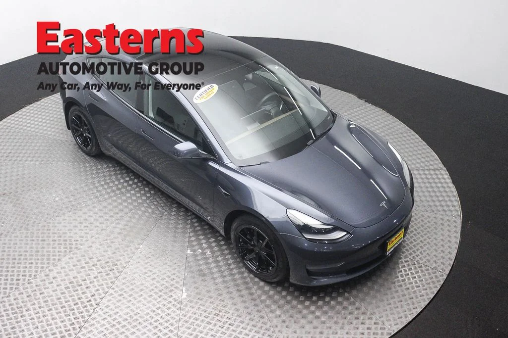 Used 2022 Gray Tesla Long Range image 3