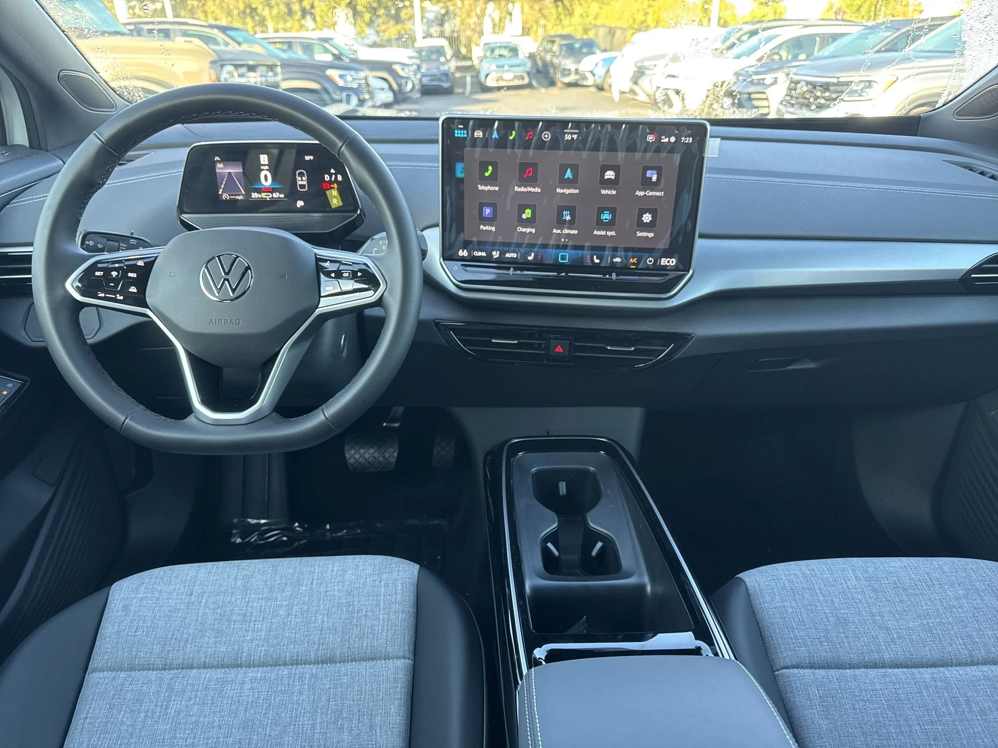 New 2026 Opal White Pearl Volkswagen Pro image 17