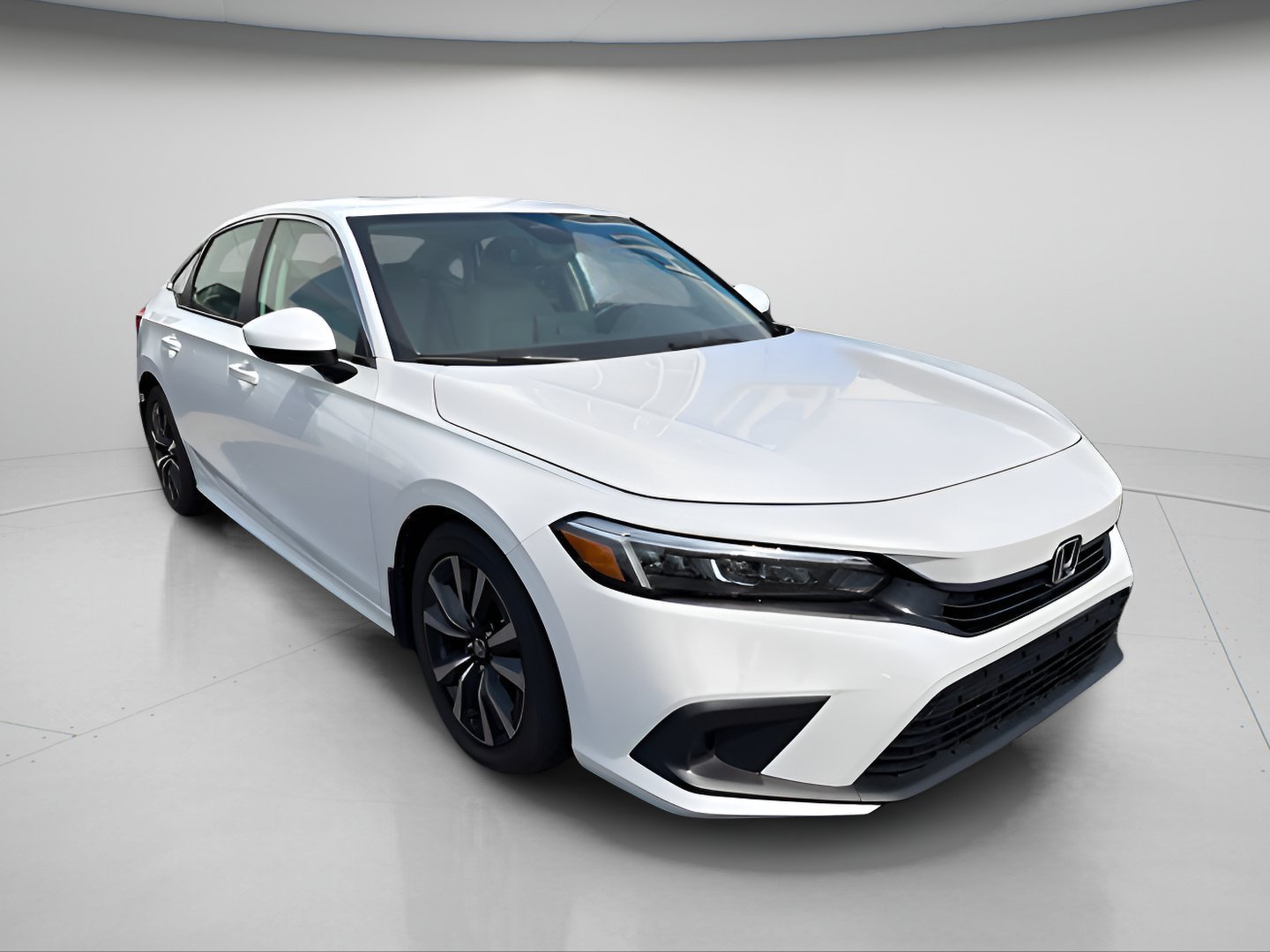 Certified Used 2024 Platinum White Pearl Honda EX image 3
