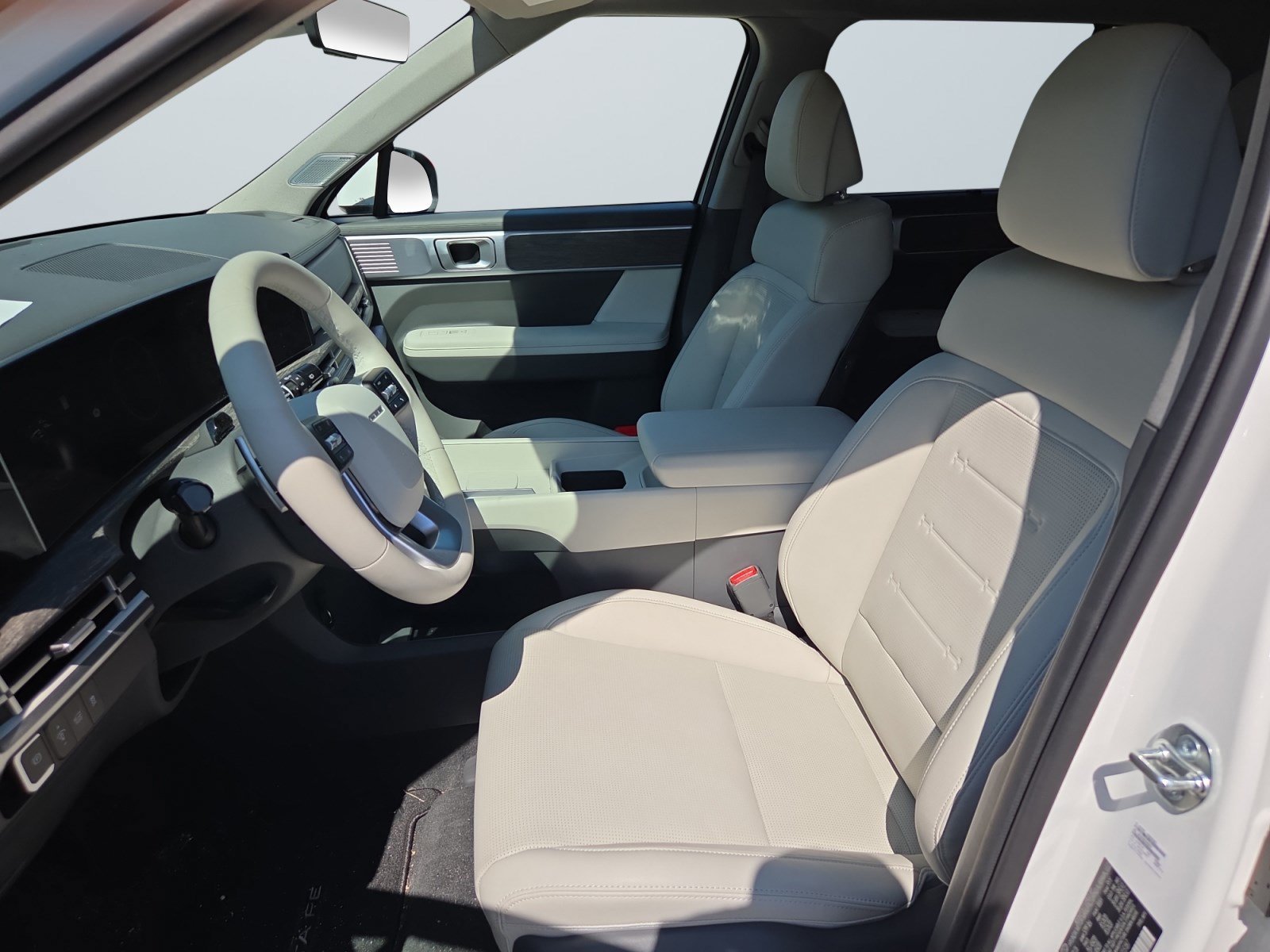 2026 Hyundai Santa Fe Limited - Photo 9