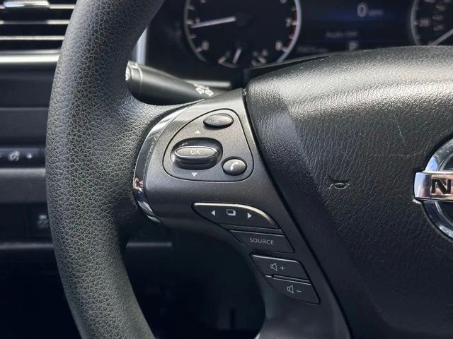 Used 2019 Silver Nissan S image 11