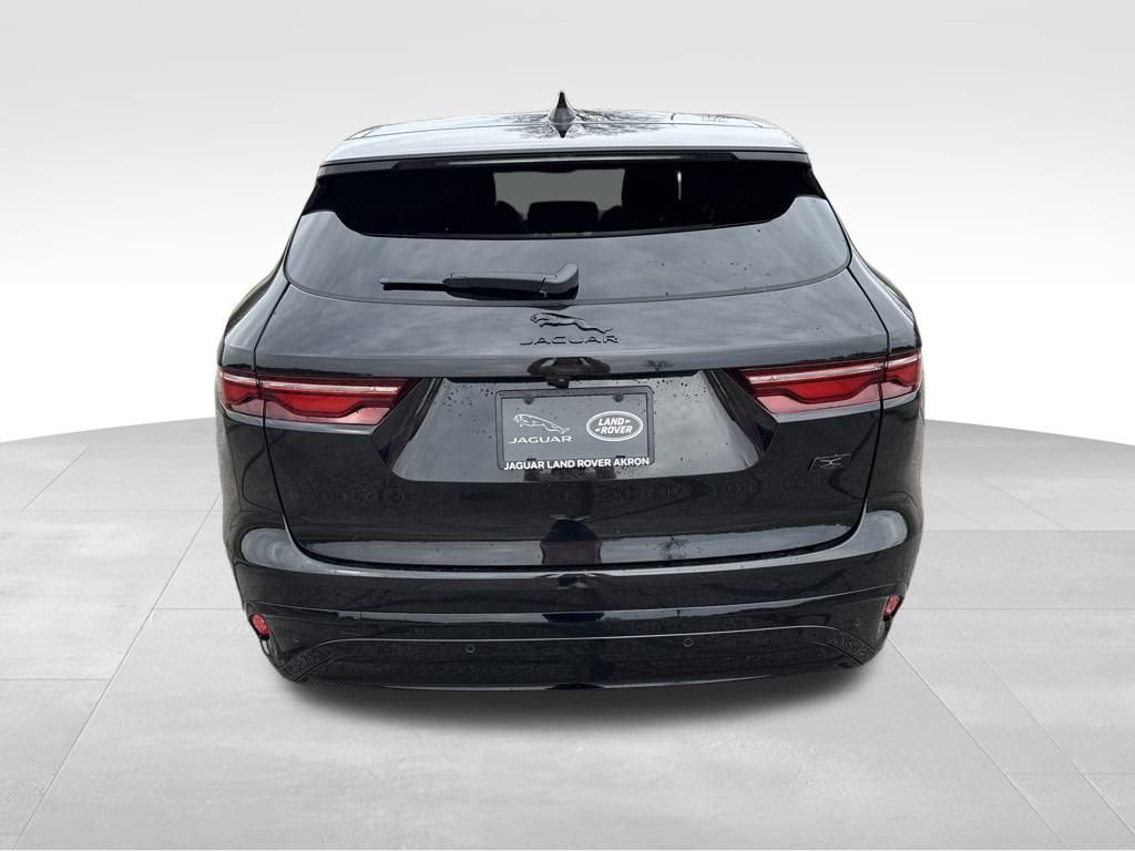2026 Jaguar F-Pace R-Dynamic S - Photo 9