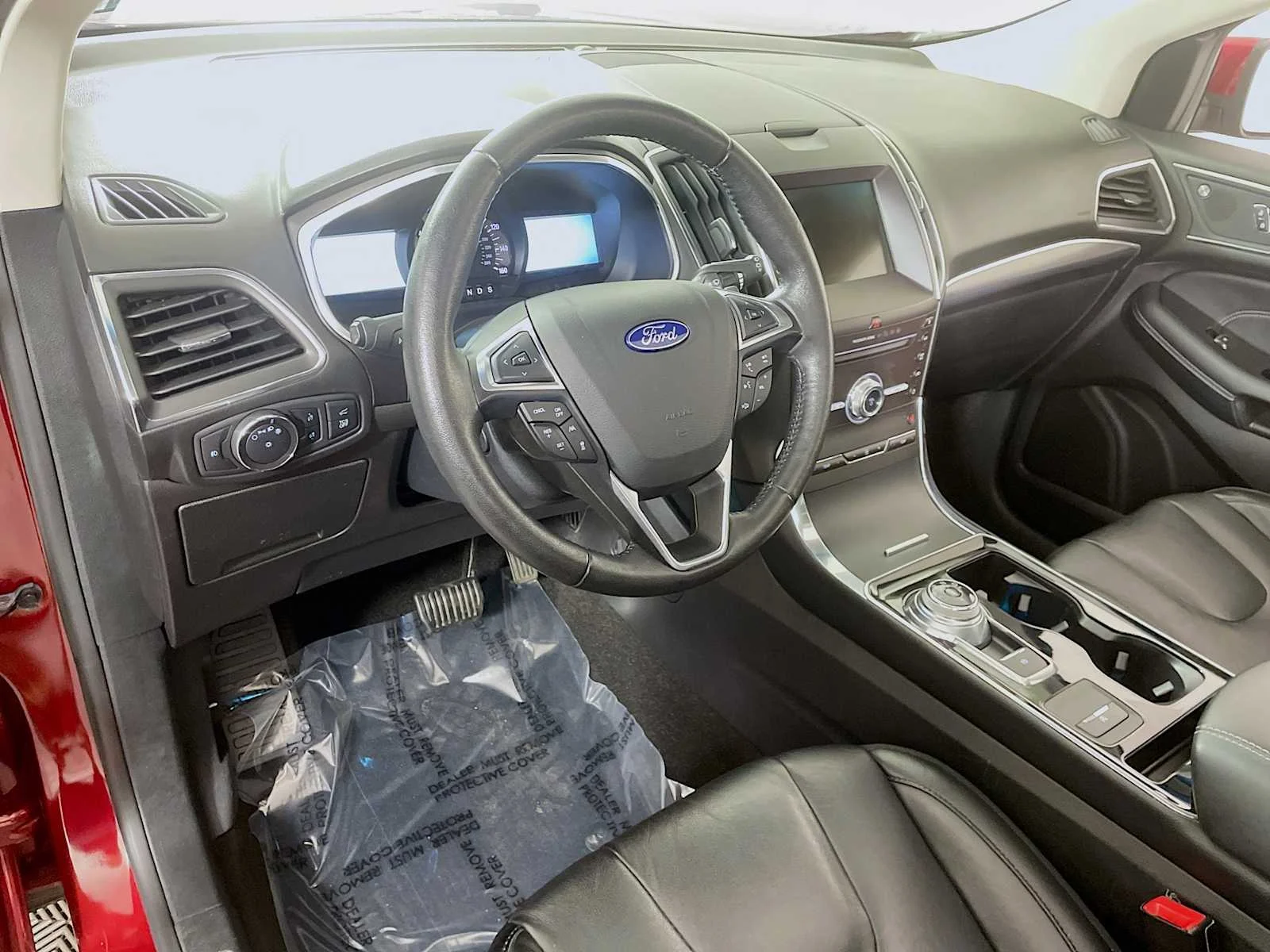 Used 2019  Ford Titanium image 7