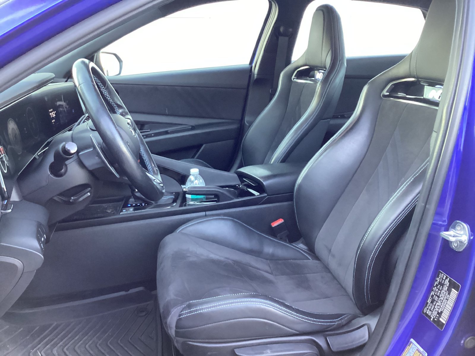 Used 2022 Blue Hyundai Base image 5