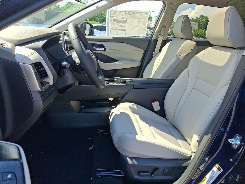 2026 Nissan Rogue — photo 9