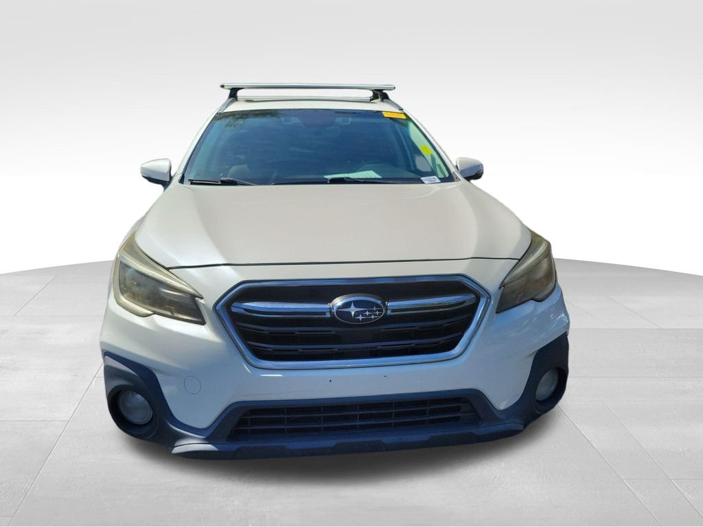 Used 2018 Crystal White Pearl Subaru 2.5i image 9