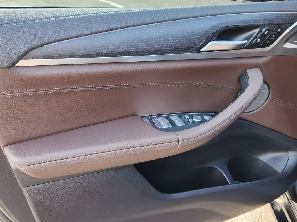 Used 2024 Dark Graphite Metallic BMW M40i image 6
