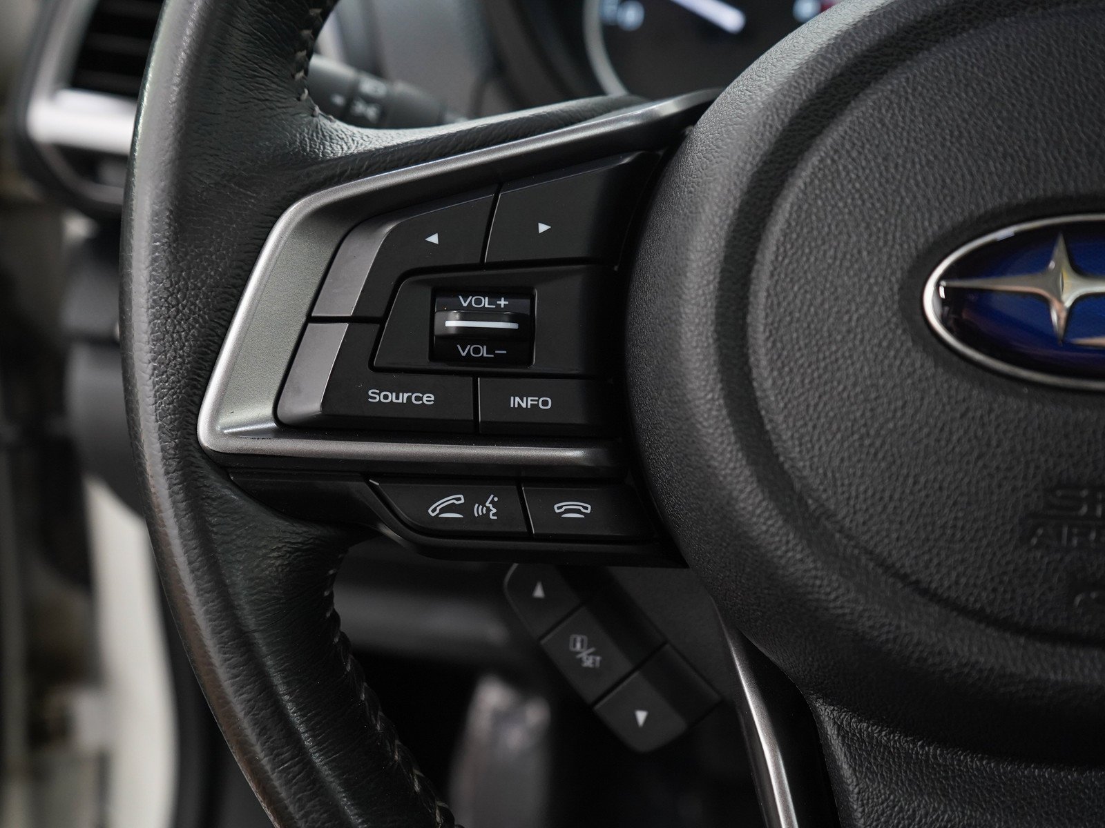 Used 2021 Crystal White Pearl Subaru Premium image 28
