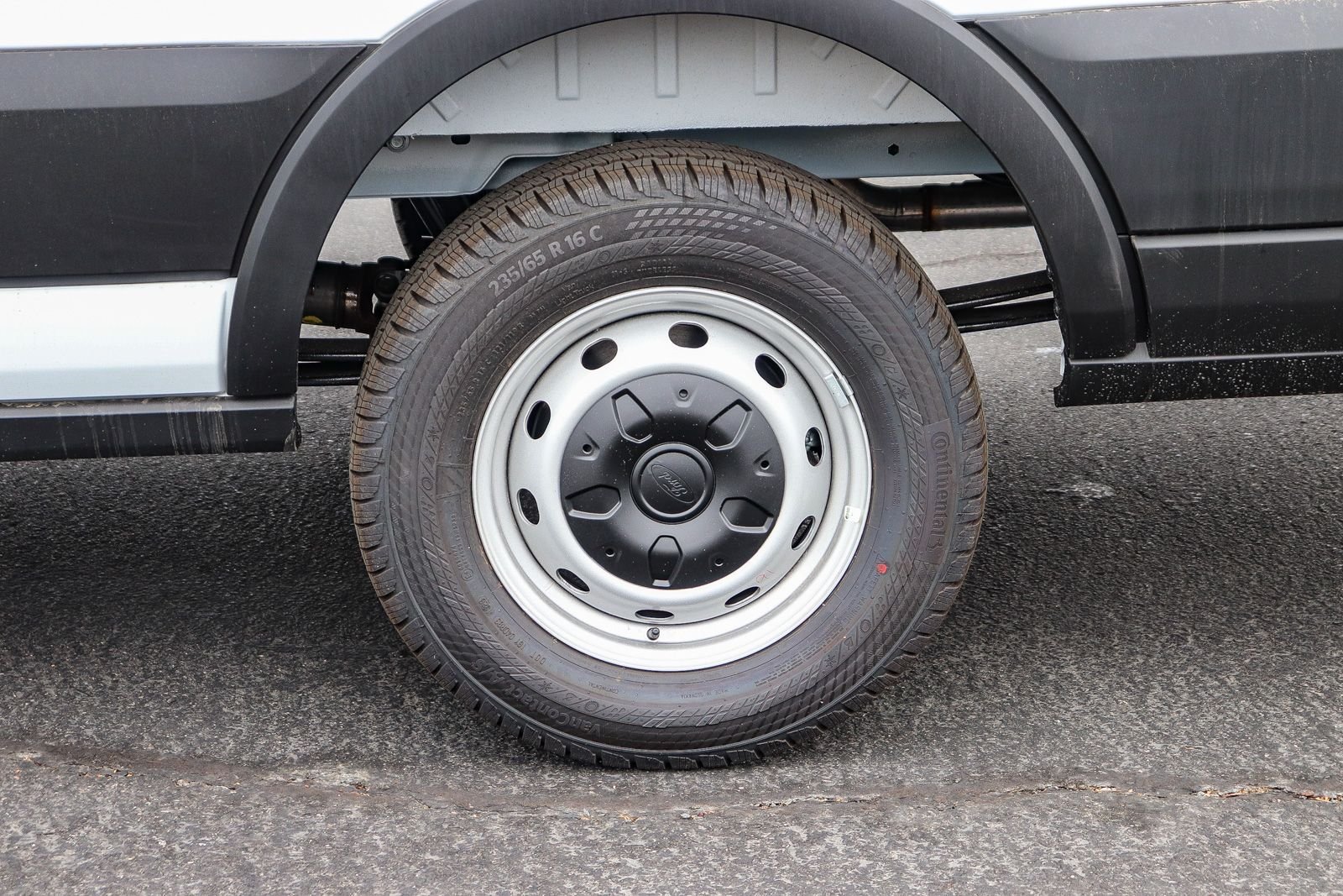 New 2026 Oxford White Ford Cargo Van image 8