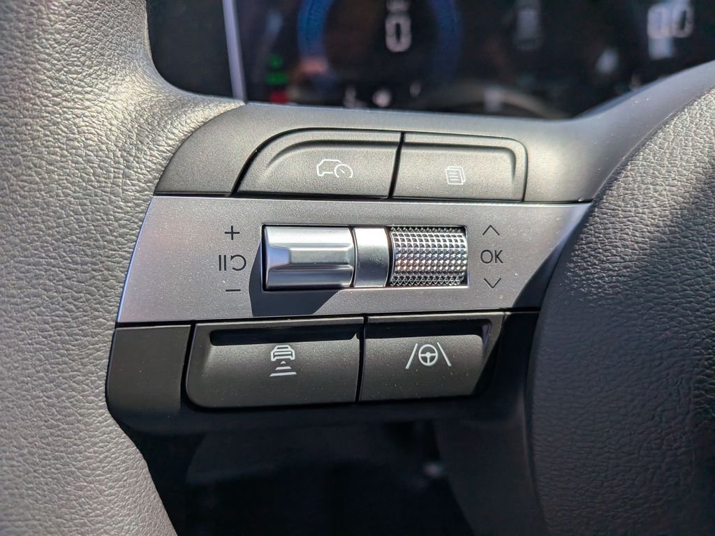 New 2026 Gray Hyundai SE image 18