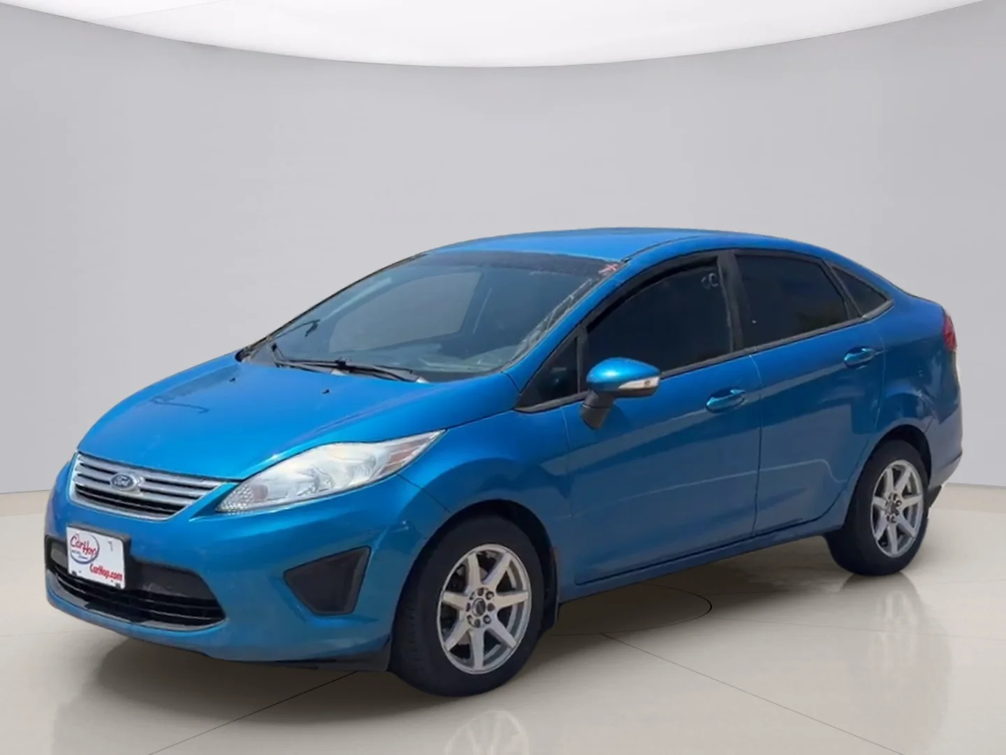 Used 2013 Blue Ford SE image 1