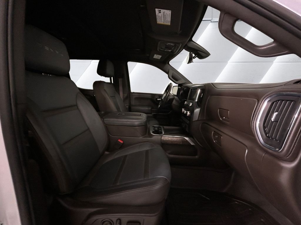 Used 2020 White GMC Denali image 13