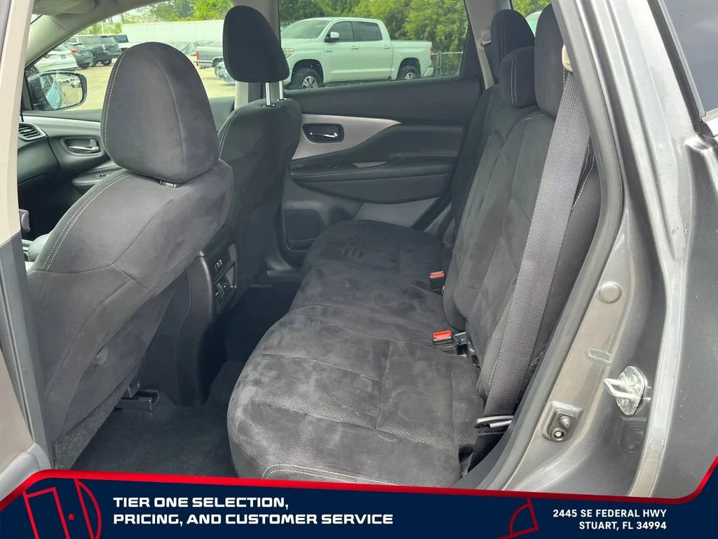 Used 2022 Gray Nissan S FWD image 11