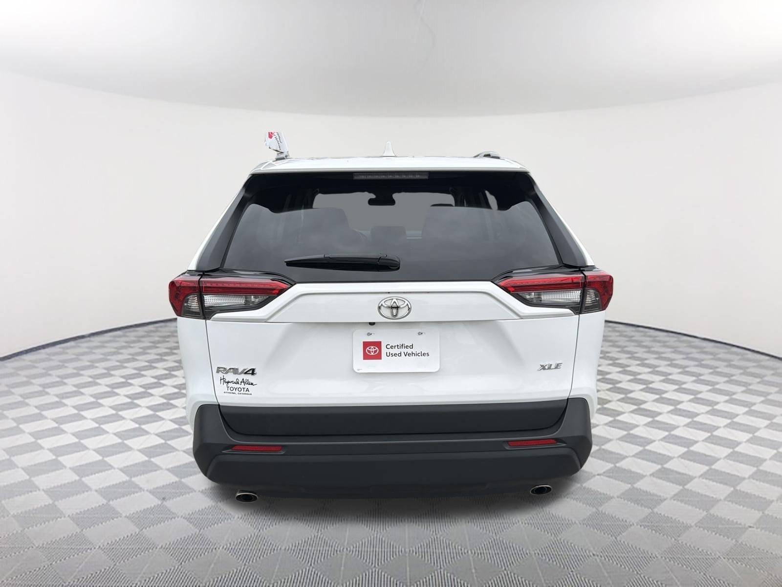 Certified Used 2025 Ice Cap Toyota XLE image 16